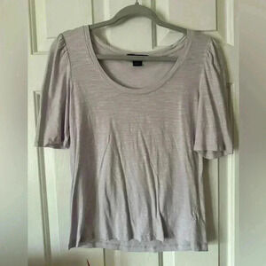 Light purple t shirt with scoop neck